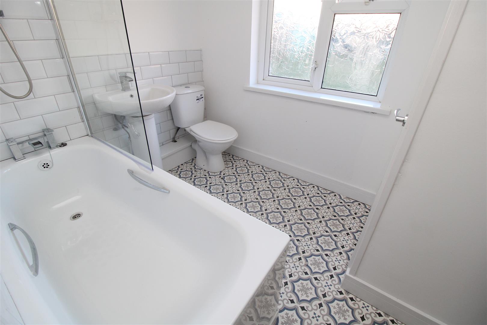 house - terraced for rent oak street