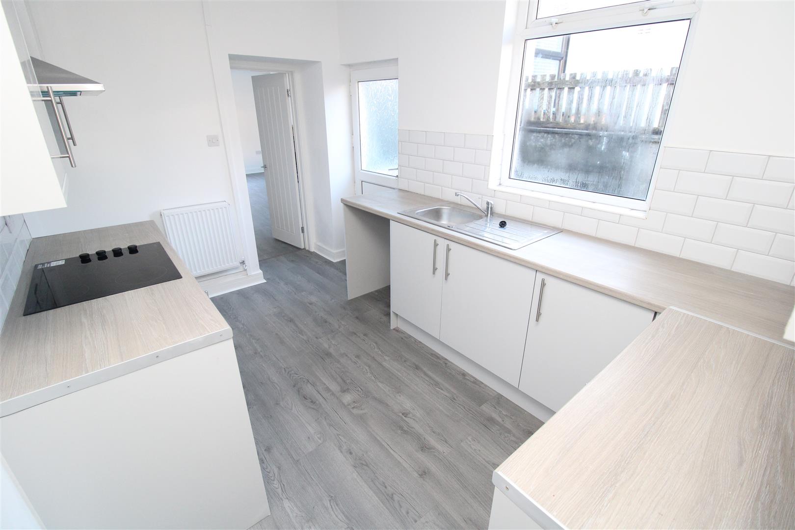 house - terraced for rent oak street