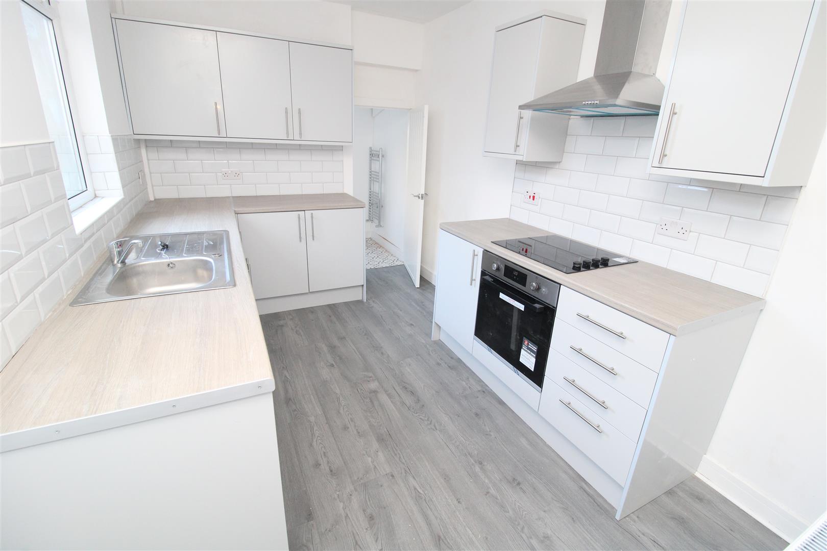 house - terraced for rent oak street