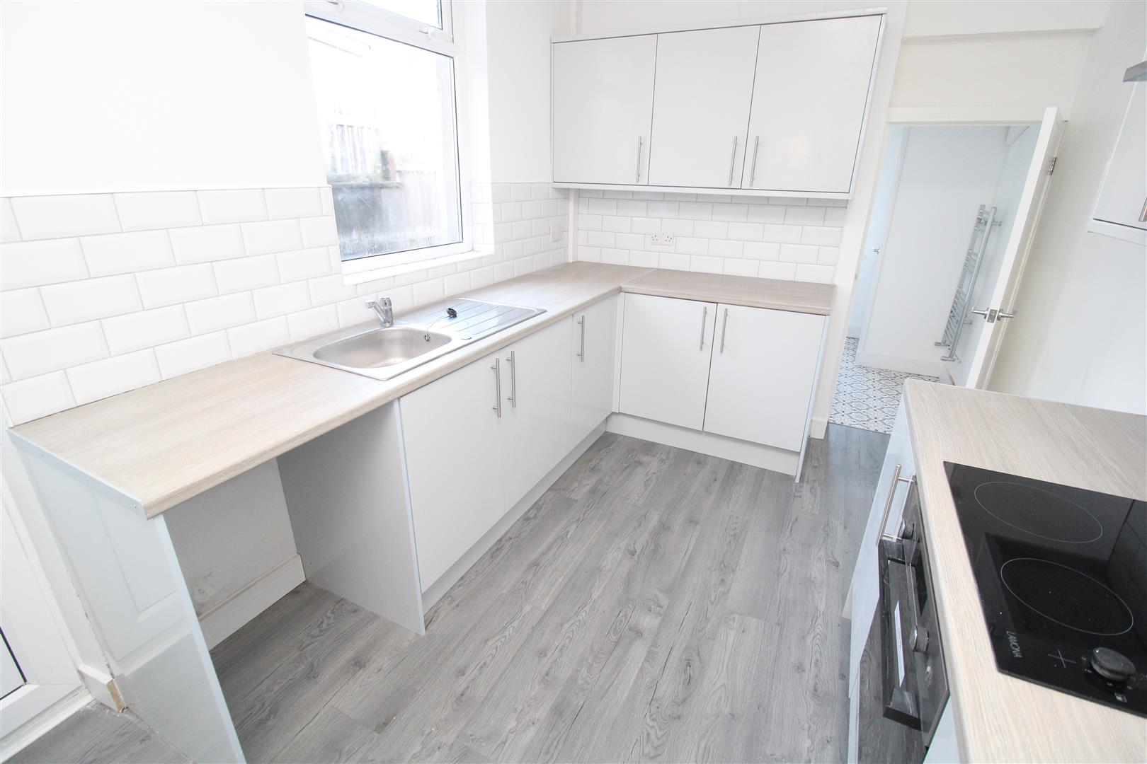 house - terraced for rent oak street