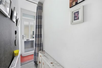 house for sale court street