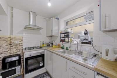 house for sale court street