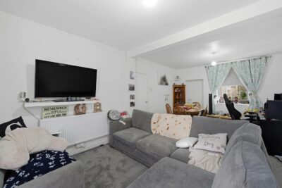 house for sale court street