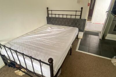 studio for rent broadway