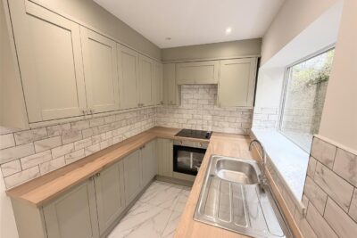 house - terraced for rent penrhys road