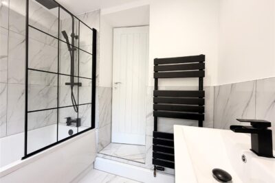 house - terraced for rent penrhys road