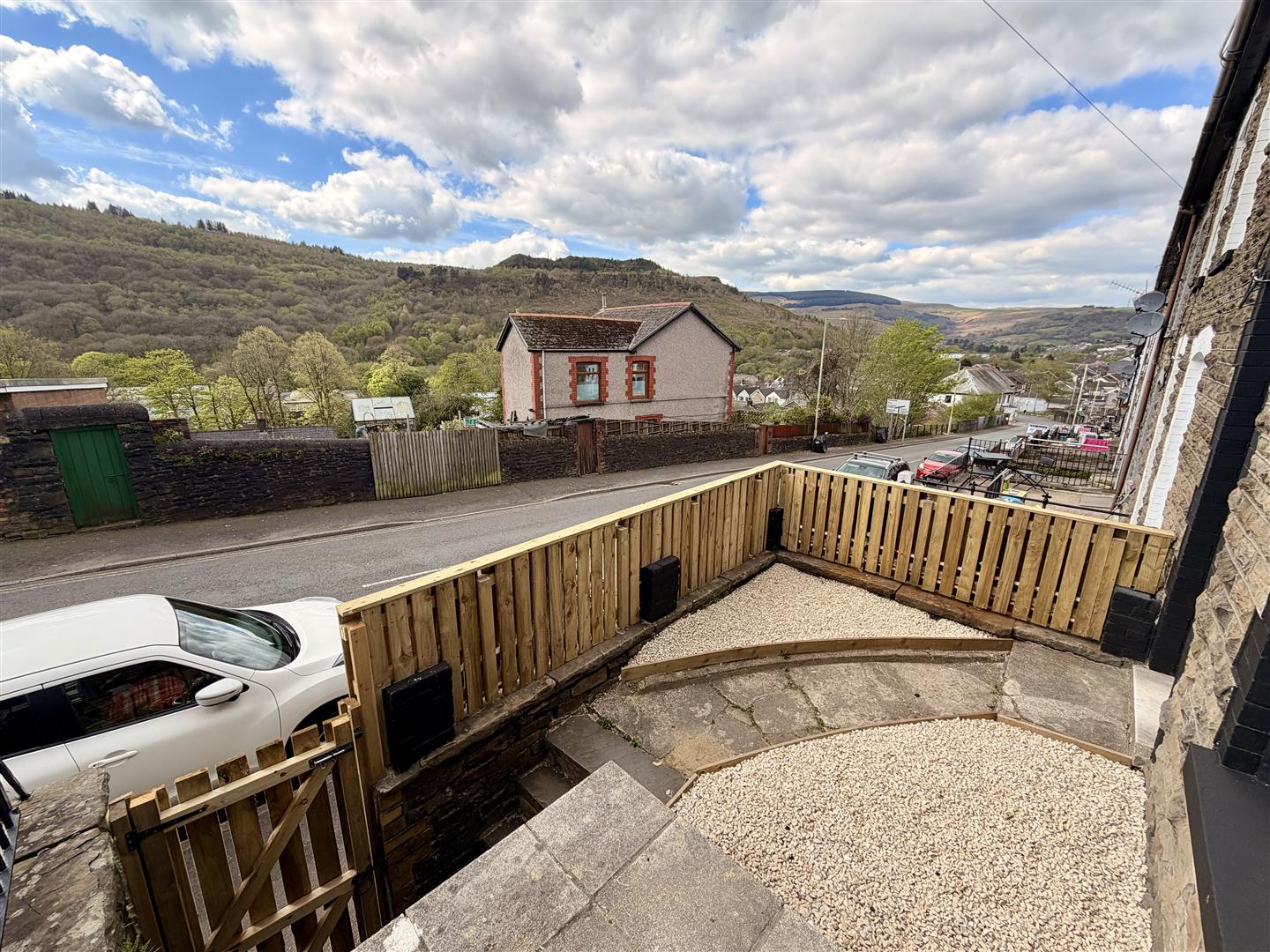 house - terraced for rent penrhys road