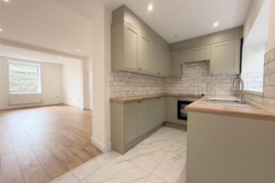 house - terraced for rent penrhys road