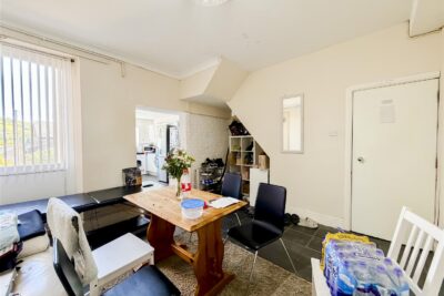 house - terraced for sale queen street