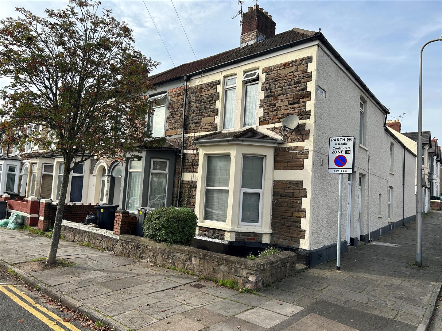 flat for rent llantrisant street