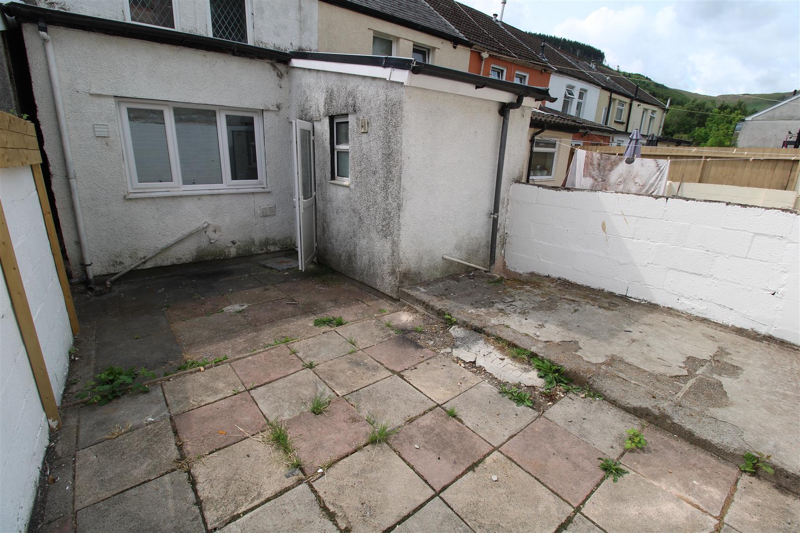 house for rent lower terrace