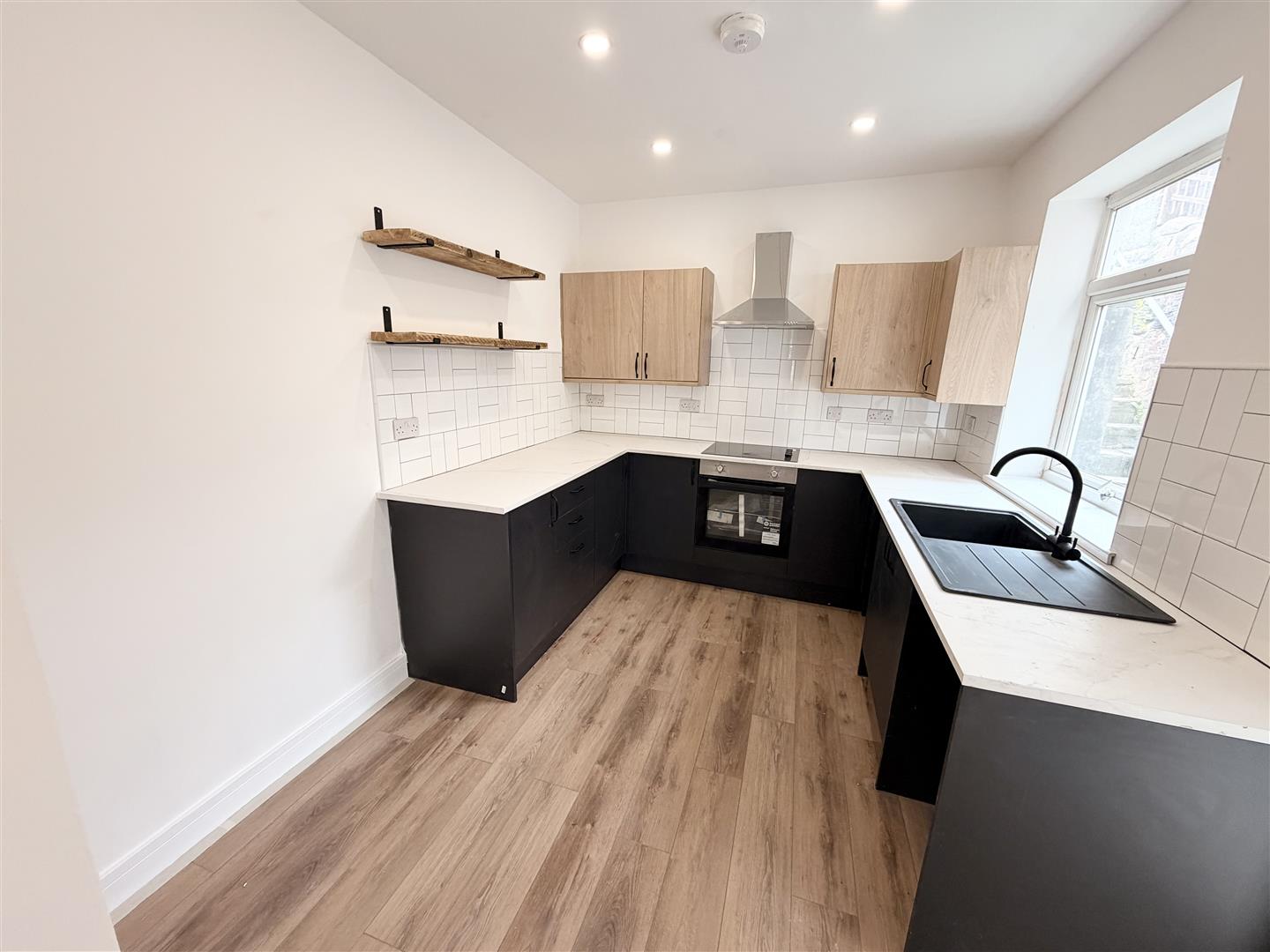 house for rent pentregethin road