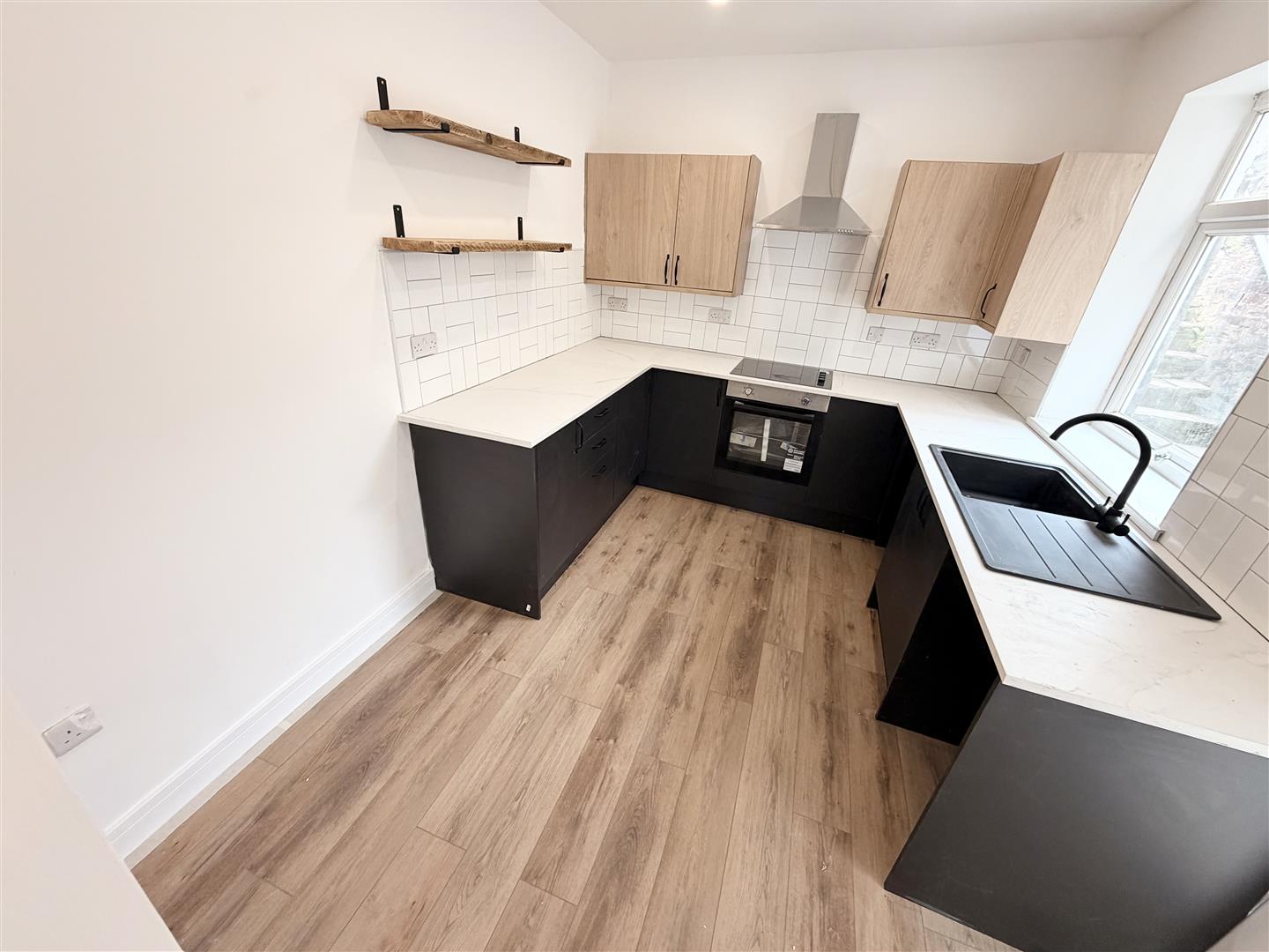 house for rent pentregethin road