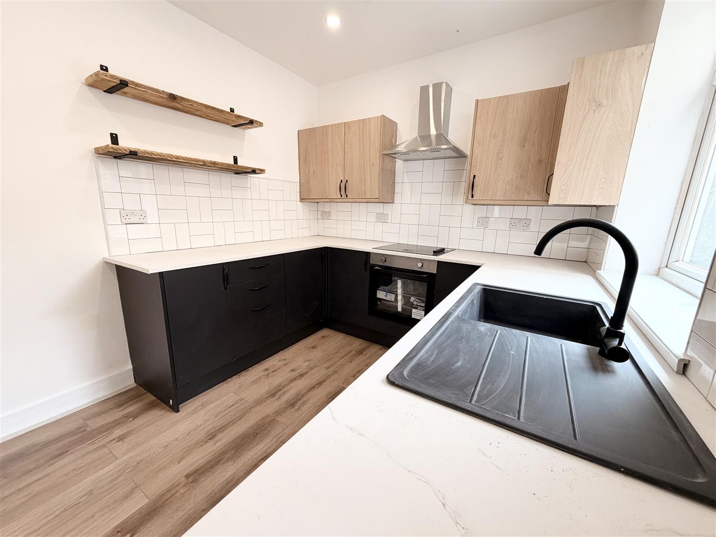 house for rent pentregethin road