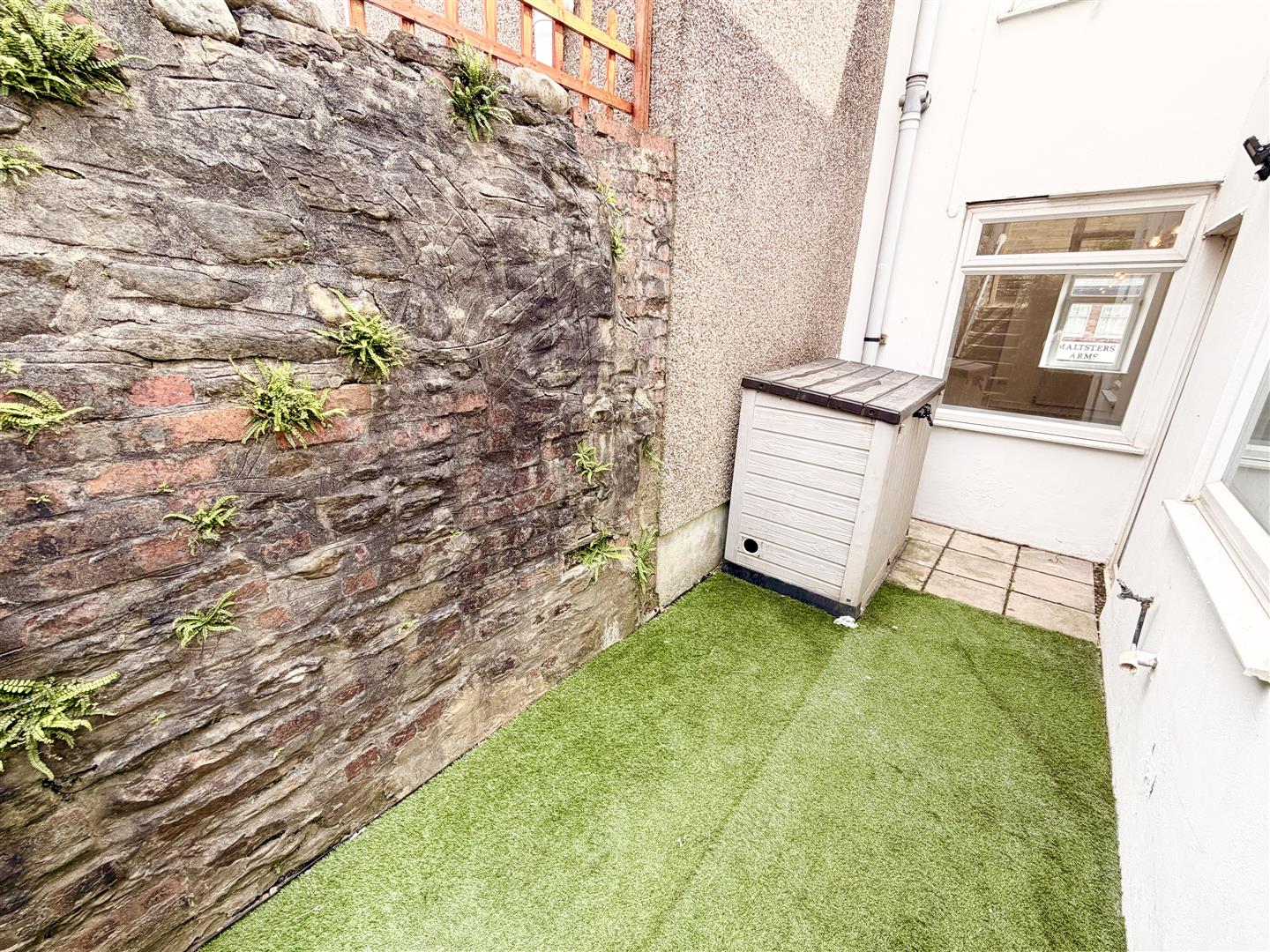 house for rent pentregethin road