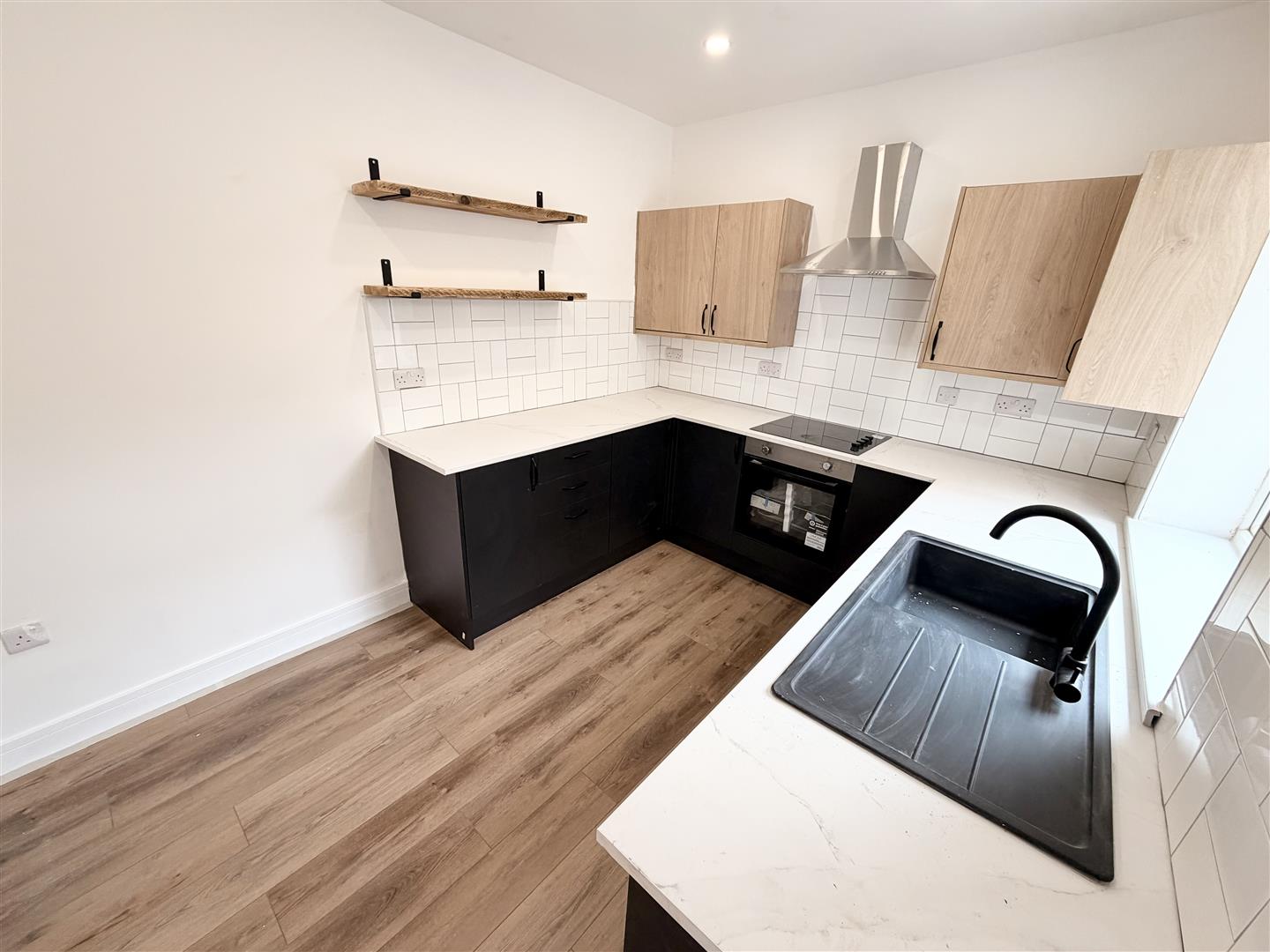 house for rent pentregethin road