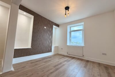 house for rent pentregethin road