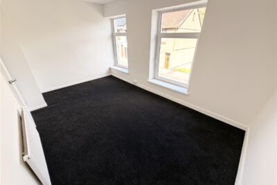 house - terraced for rent duffryn street