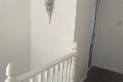 house - end terrace for rent wood road