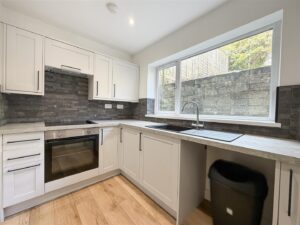 house - terraced for sale clydach road