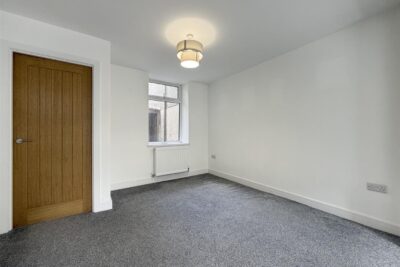 house - terraced for sale clydach road