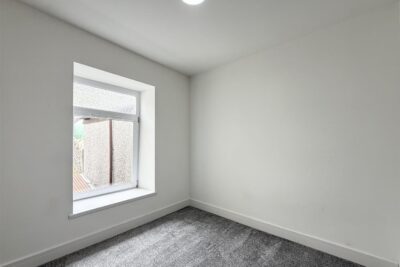 house - terraced for sale clydach road