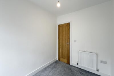 house - terraced for sale clydach road