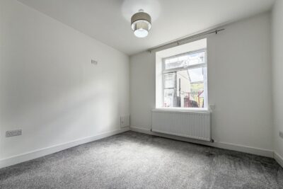 house - terraced for sale clydach road