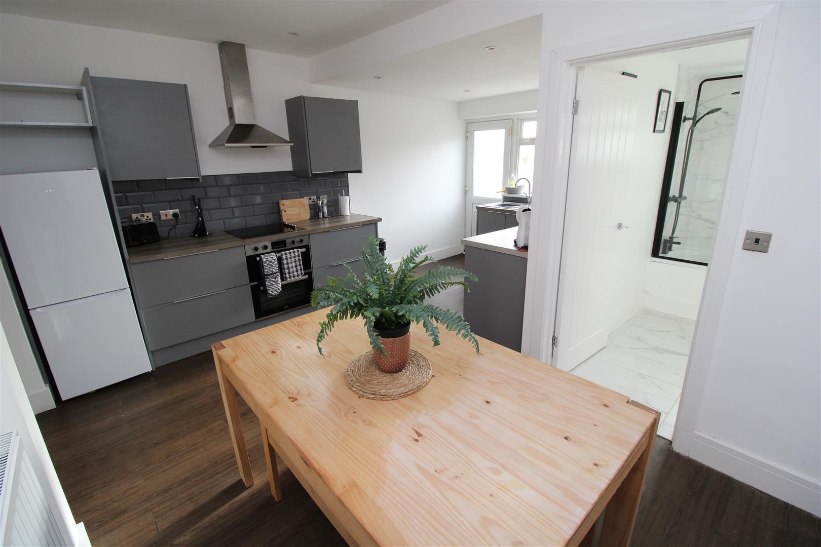 house for rent ynysygored road