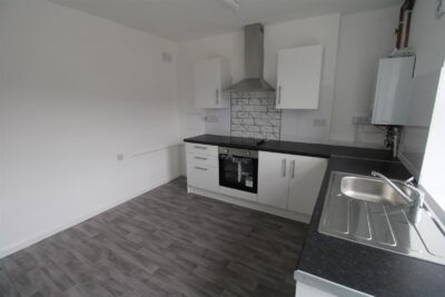 house for sale ty'r felin street
