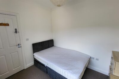 room for rent meadow street