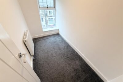 house - terraced for rent princess street