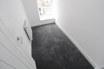 house - terraced for rent princess street