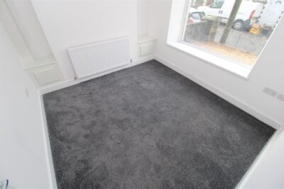 house - terraced for rent princess street