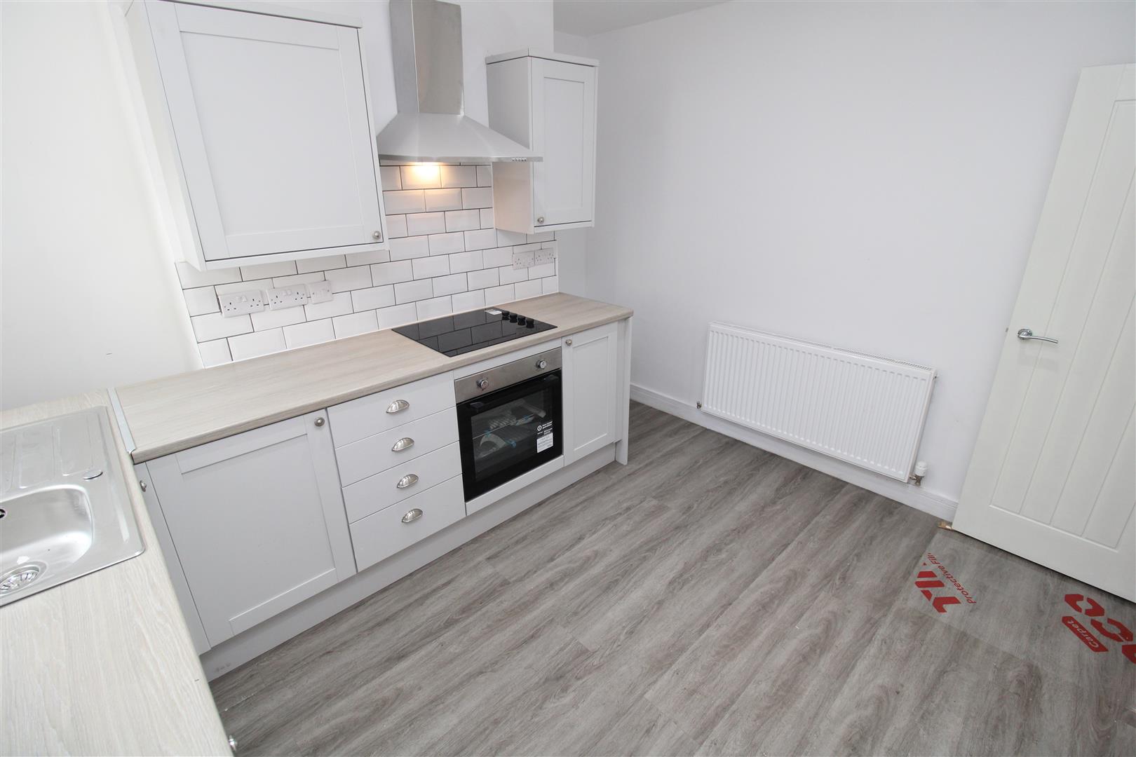 house - terraced for rent princess street