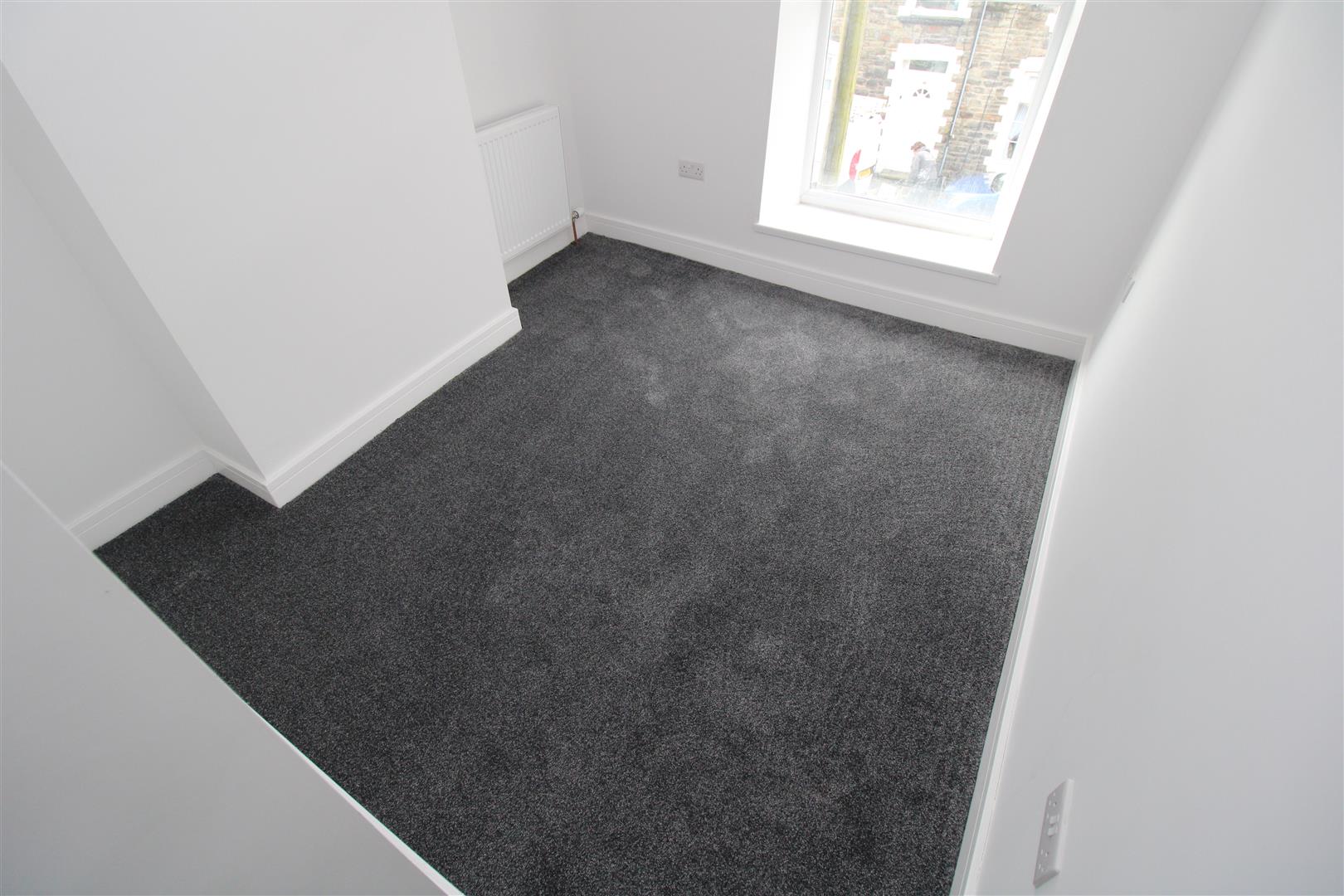 house - terraced for rent princess street