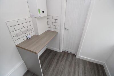 house - terraced for rent princess street