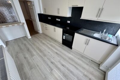 house - terraced for rent church road
