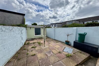 house - terraced for rent church road
