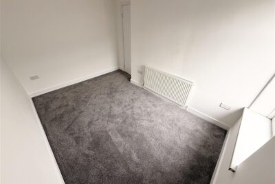 house - terraced for rent brown street