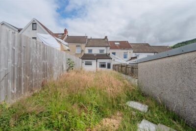 house - terraced for sale ynysygored road