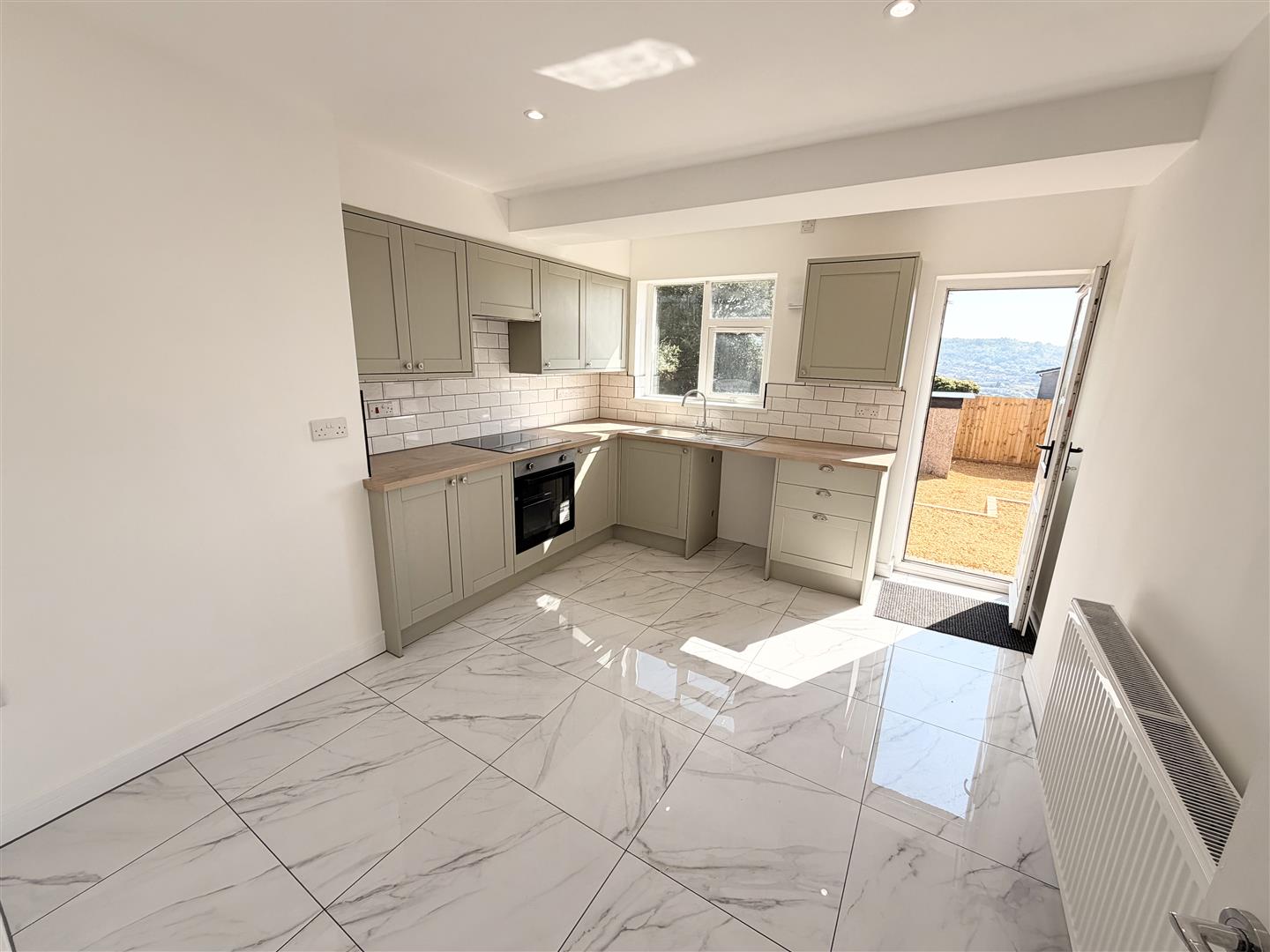 house - end terrace for rent heolddu grove