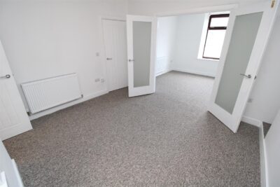 house - terraced for rent mountain ash road
