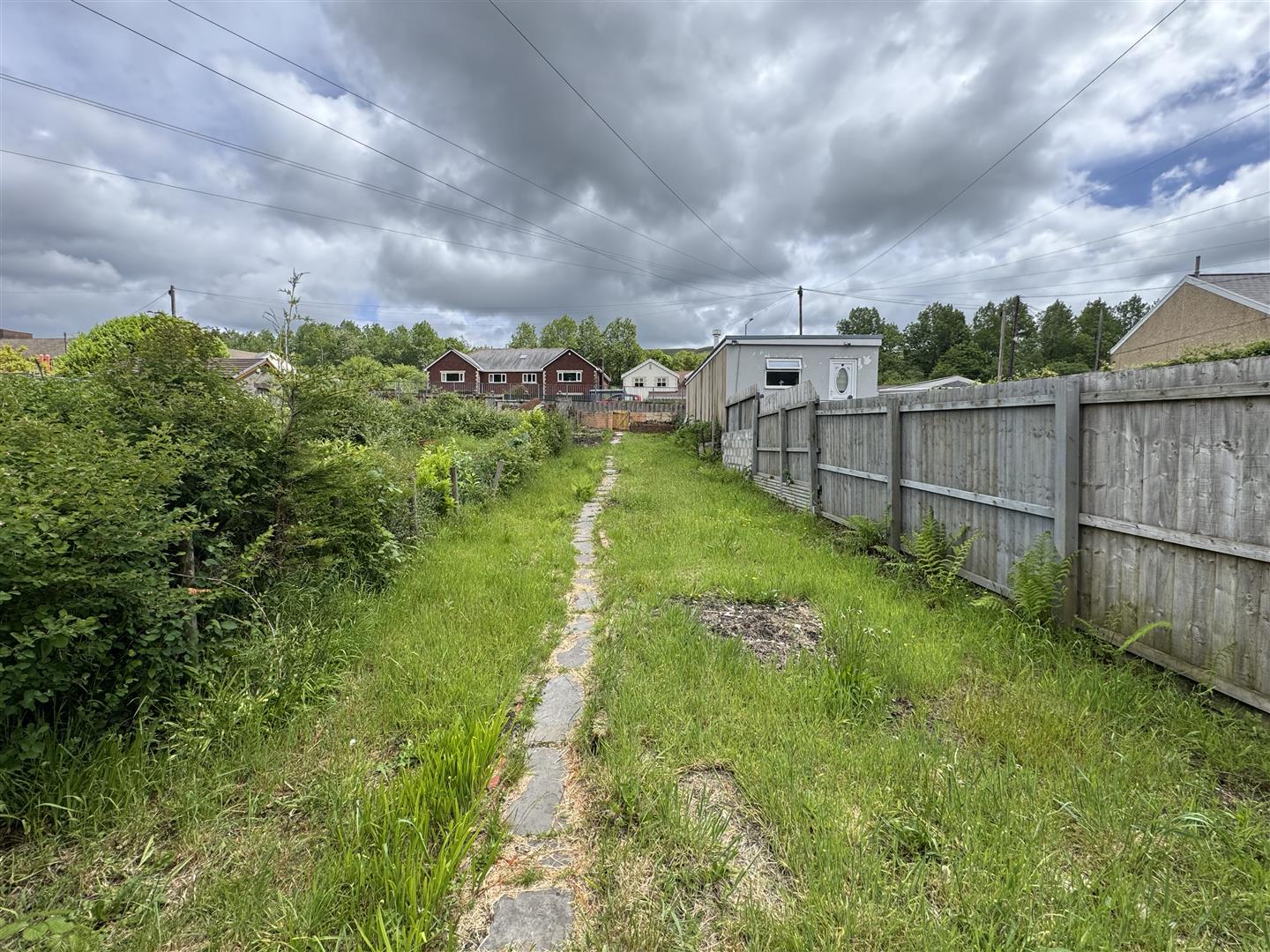 house - terraced for rent hearts of oak cottages