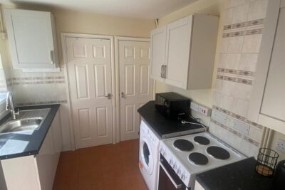 room for rent brook street