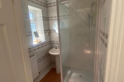 room for rent brook street