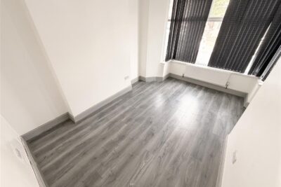 flat for rent hilda street