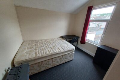 house for rent queen street