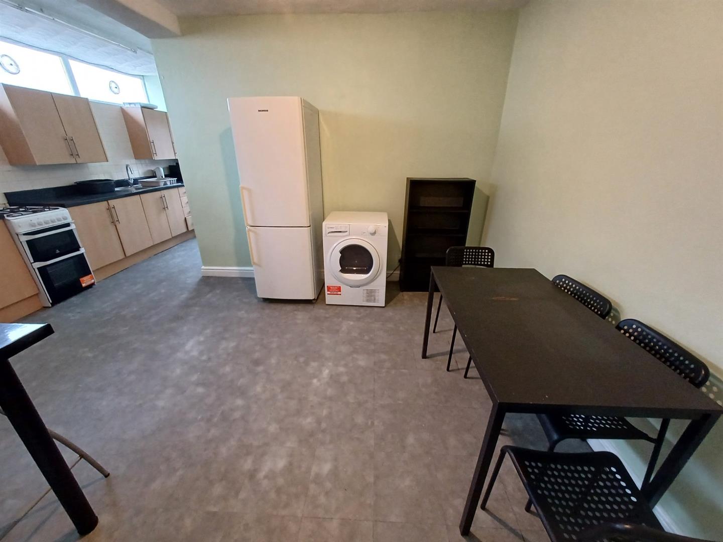house for rent queen street