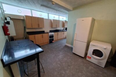 house for rent queen street